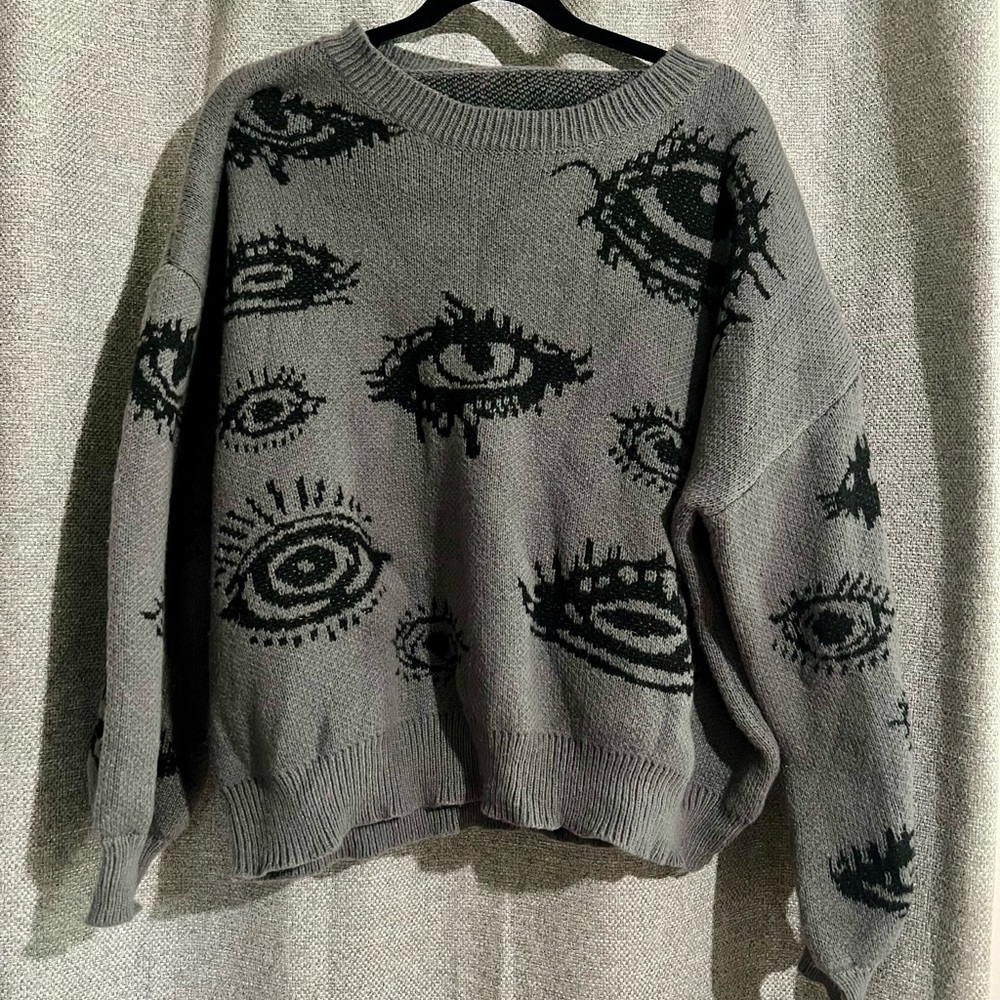 Eye Patterned Gray Sweater